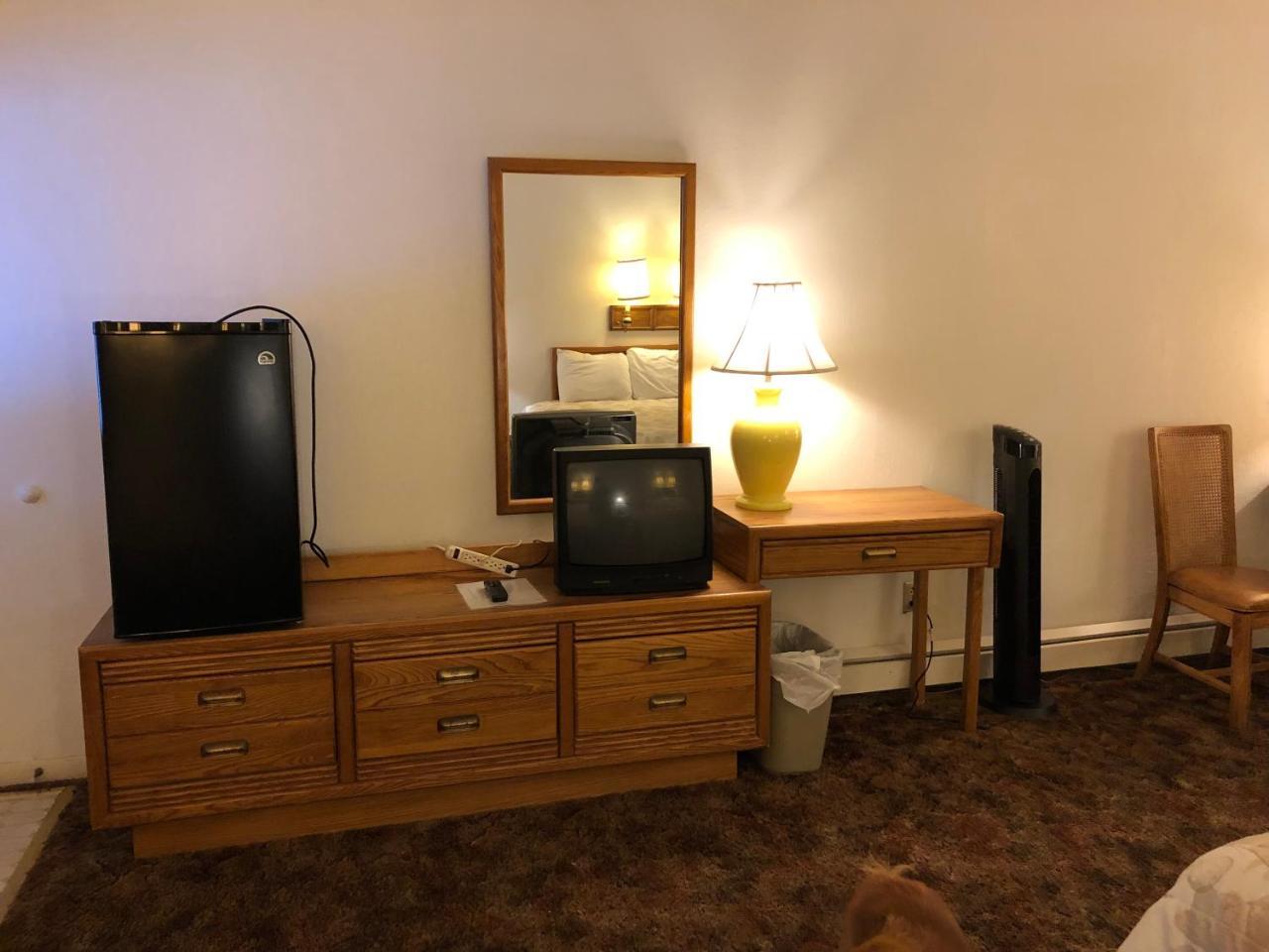 The Golden Bear Motel ทอค ภายนอก รูปภาพ